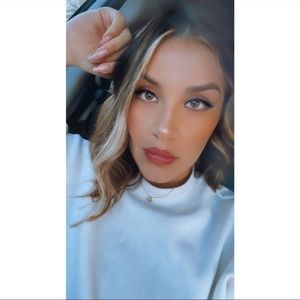 Meet your Posher, Maricela